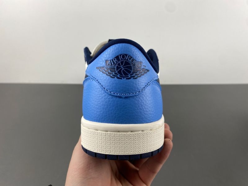 Air Jordan 1 Low