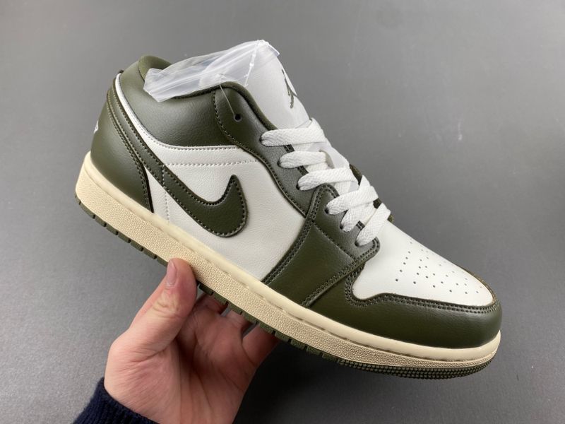 Air Jordan 1 Low