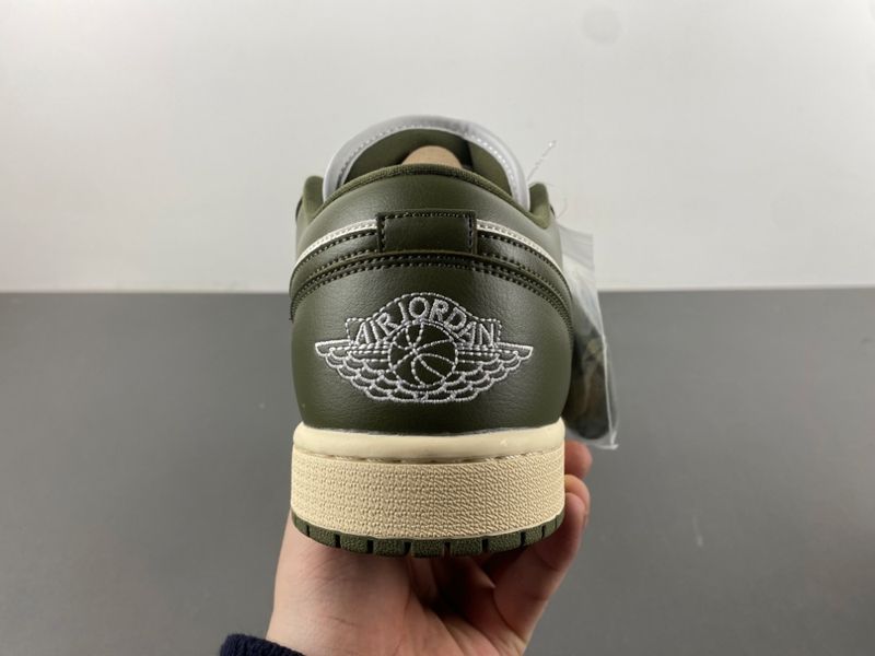 Air Jordan 1 Low
