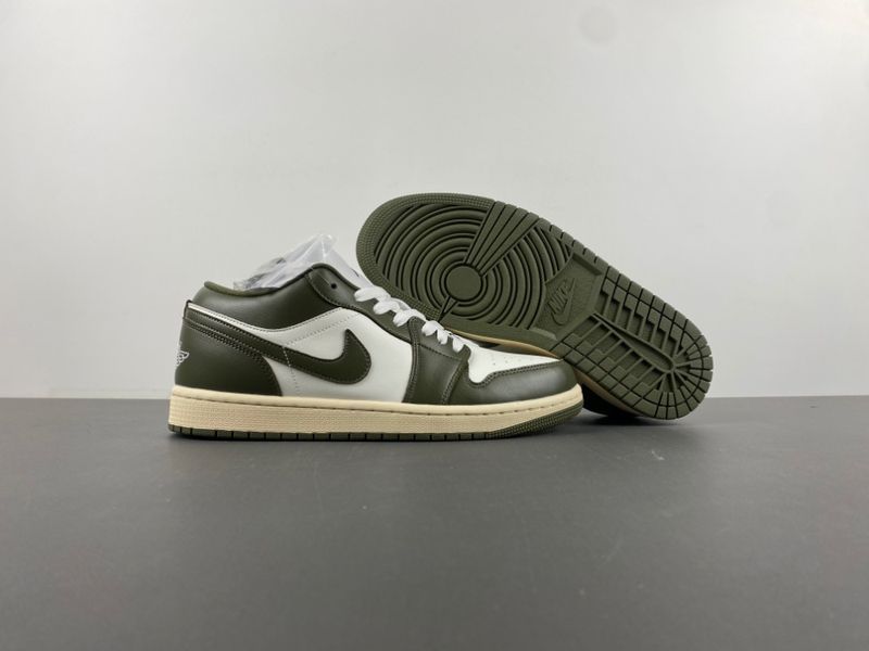 Air Jordan 1 Low