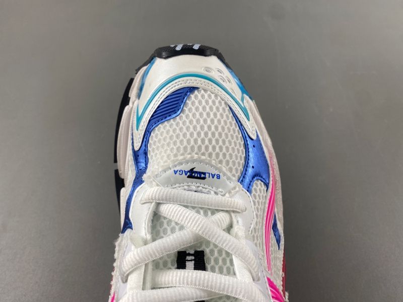 Balenciaga/