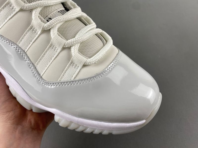 Air Jordan 11
