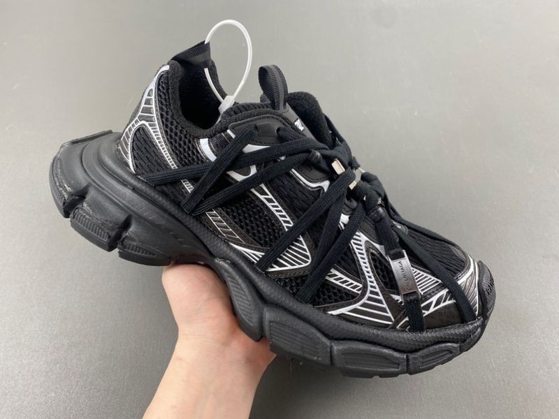 IAGA -PHANTOM SNEAKER