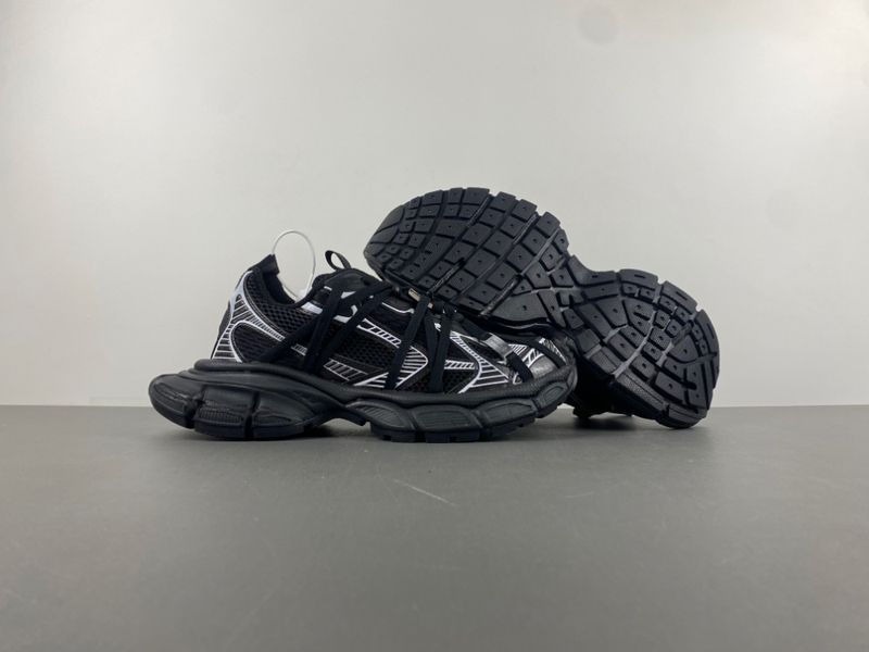 IAGA -PHANTOM SNEAKER