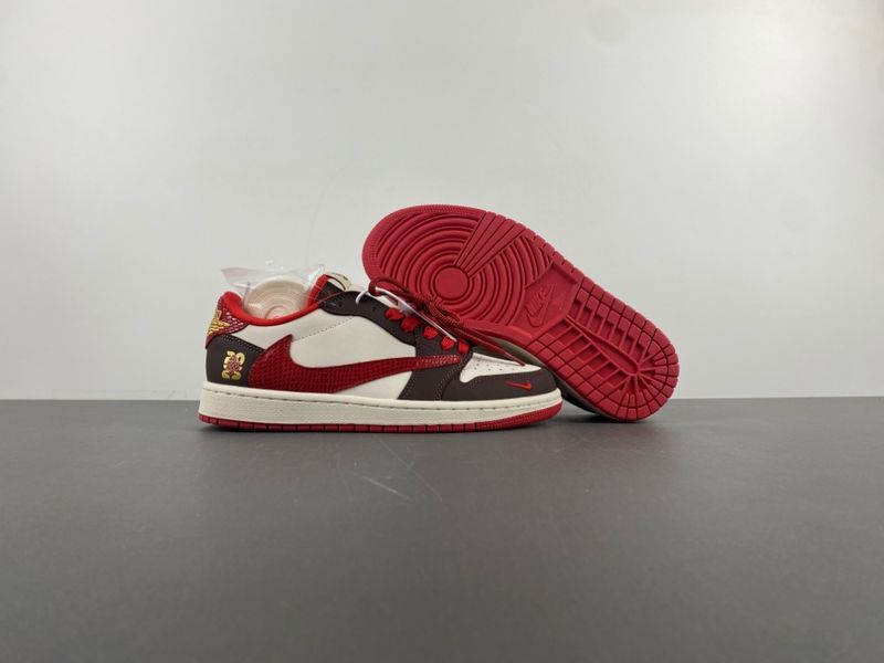 Travis Scott x Air Jordan 1 Low
