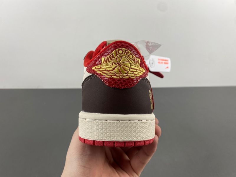 Travis Scott x Air Jordan 1 Low