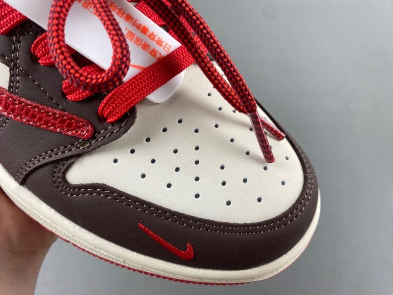 Travis Scott x Air Jordan 1 Low