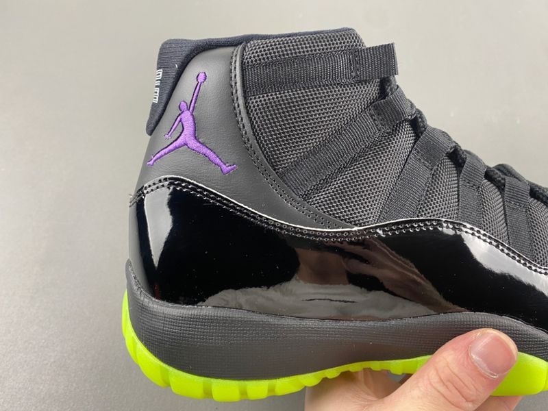 Air Jordan 11