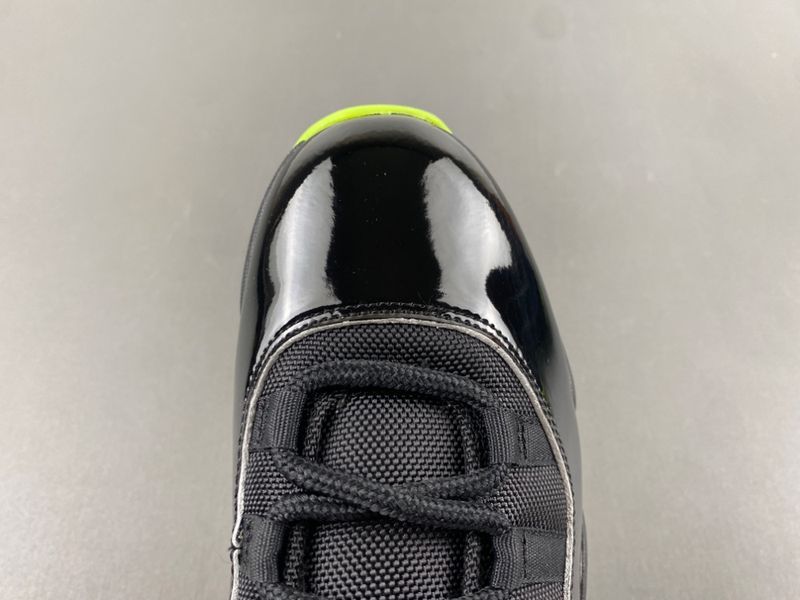 Air Jordan 11