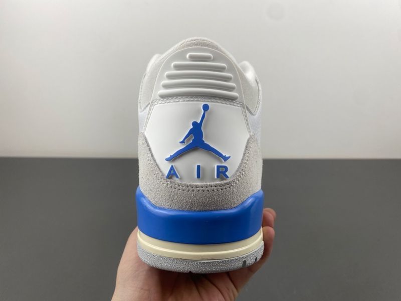Air Jordan 3 “Lucky Shorts” UNC