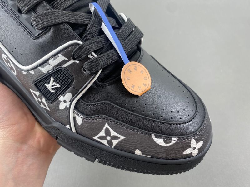 Louis Vuitton LV trainer
