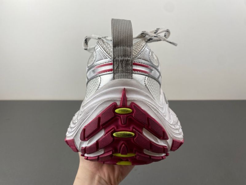 Balenciaga 911