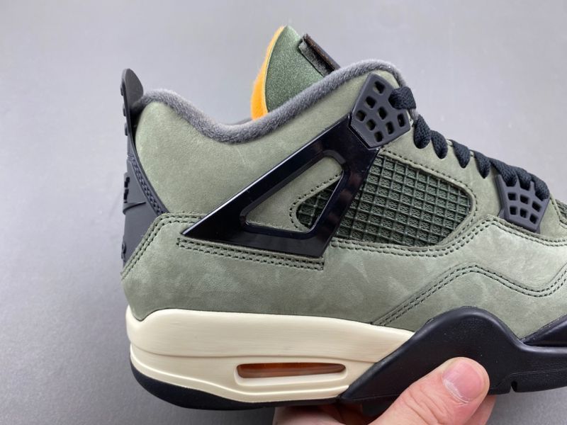 GX  2025  UNDEFEATED x Air Jordan 4 OG