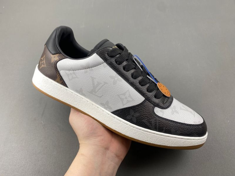 LV ARCHLIGHT SNEAKER