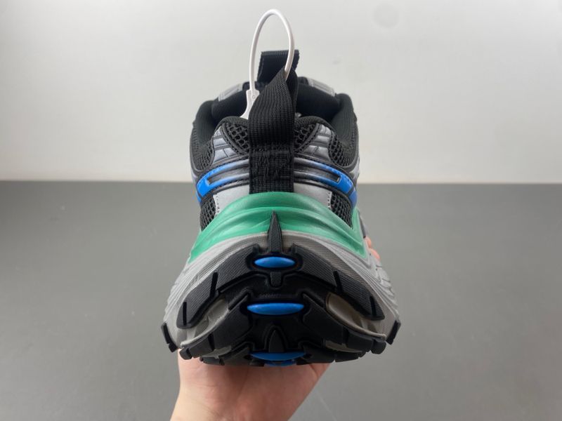 Balenciaga 911