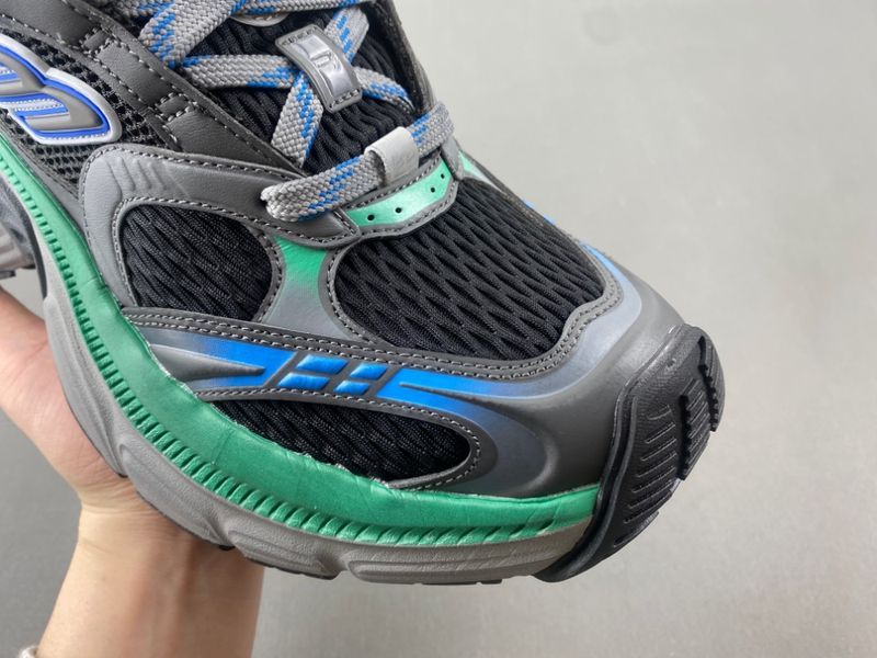 Balenciaga 911