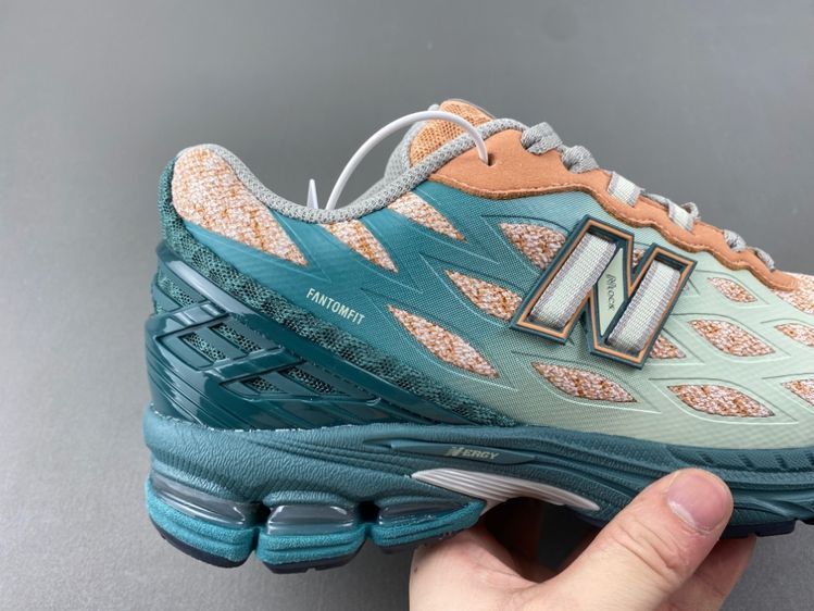 New Balance 1906