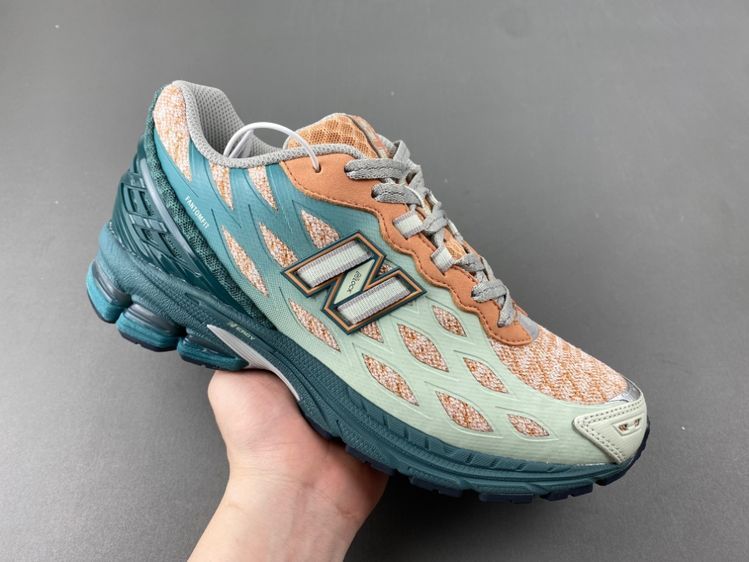 New Balance 1906