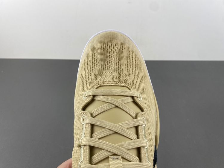 Nike Kobe 8 Protro “Champagne Gold