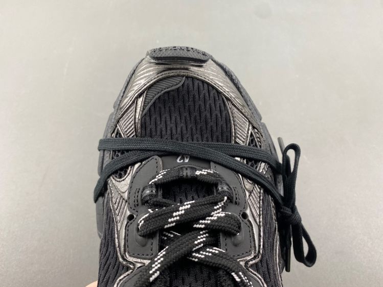 IAGA -PHANTOM SNEAKER