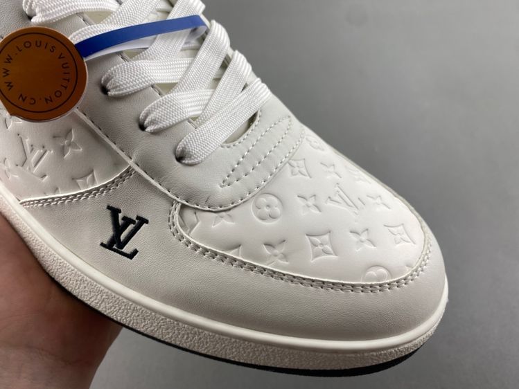 LV