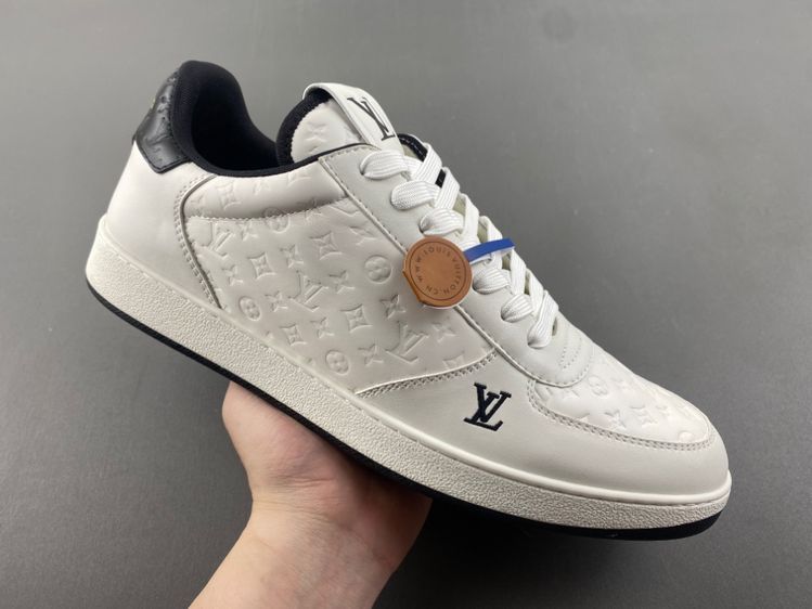 LV