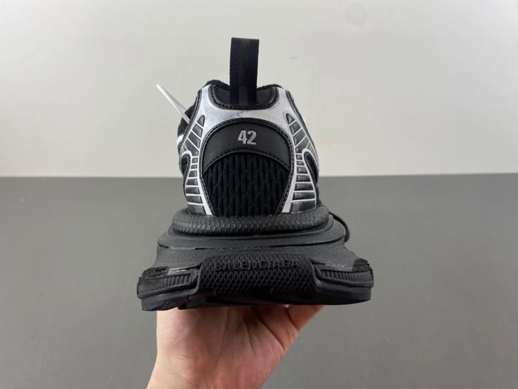 IAGA -PHANTOM SNEAKER
