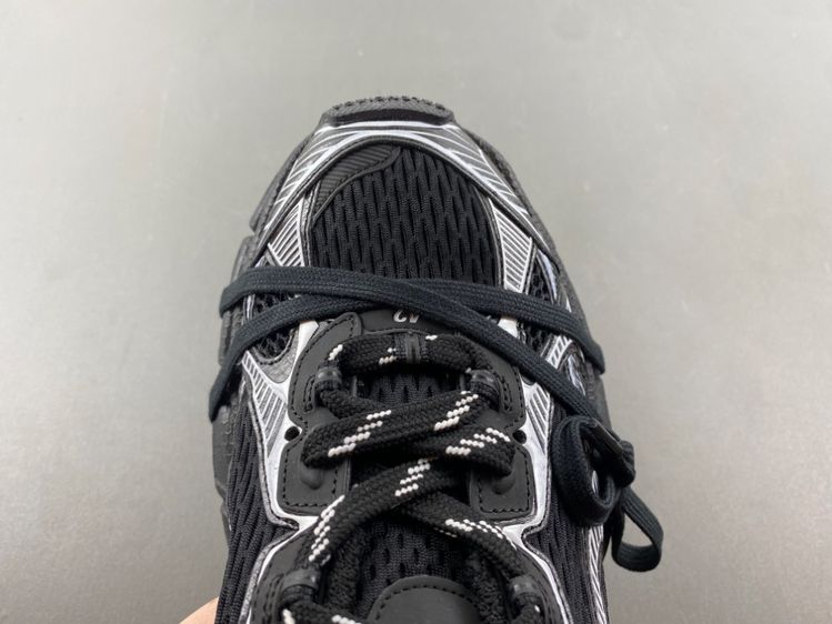 IAGA -PHANTOM SNEAKER