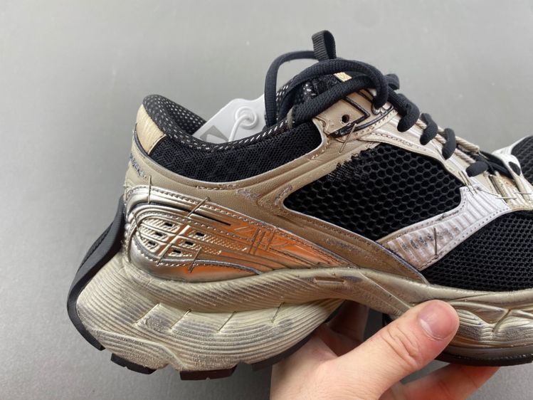 Balenciaga/