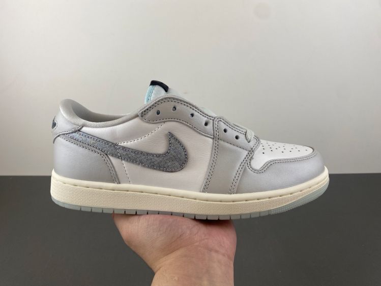 Air Jordan 1 Retro Low "CNY