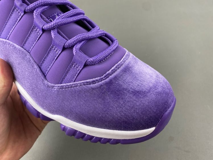 Air Jordan 11