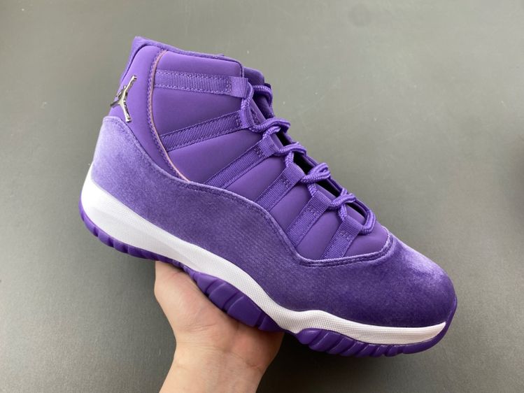 Air Jordan 11