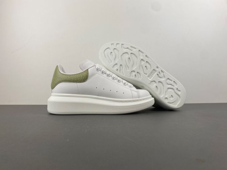 Alexander McQueen/