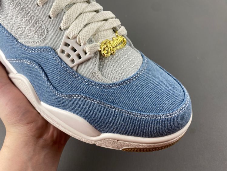 Air Jordan 4 Denim "Worn Blue”小 Levis