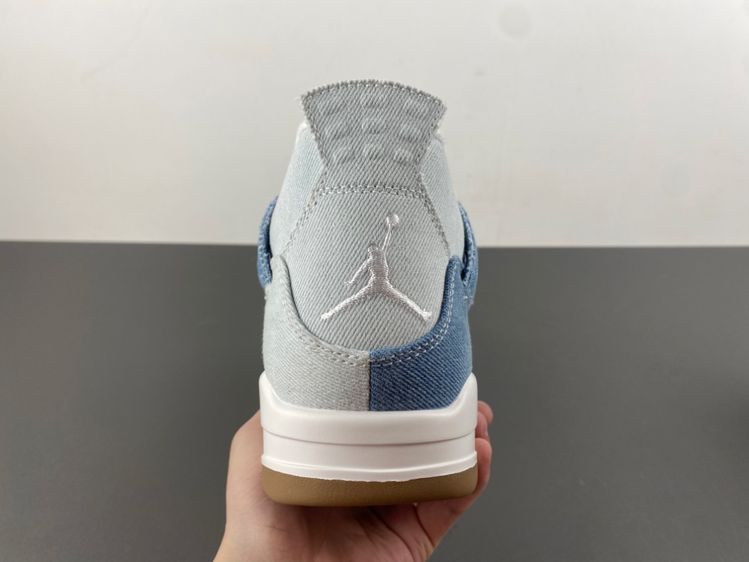Air Jordan 4 Denim "Worn Blue”小 Levis