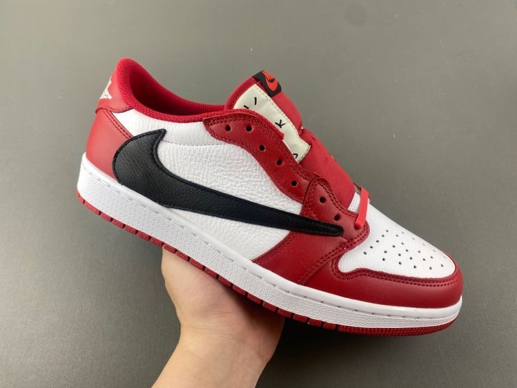 Travis Scott x Air Jordan 1 Low