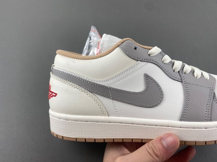 Air Jordan 1 Low
