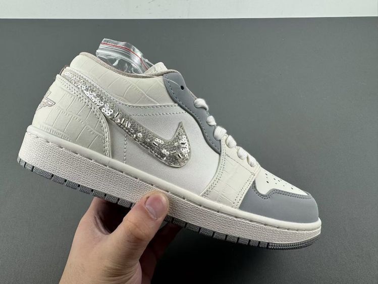 Air Jordan 1 Low