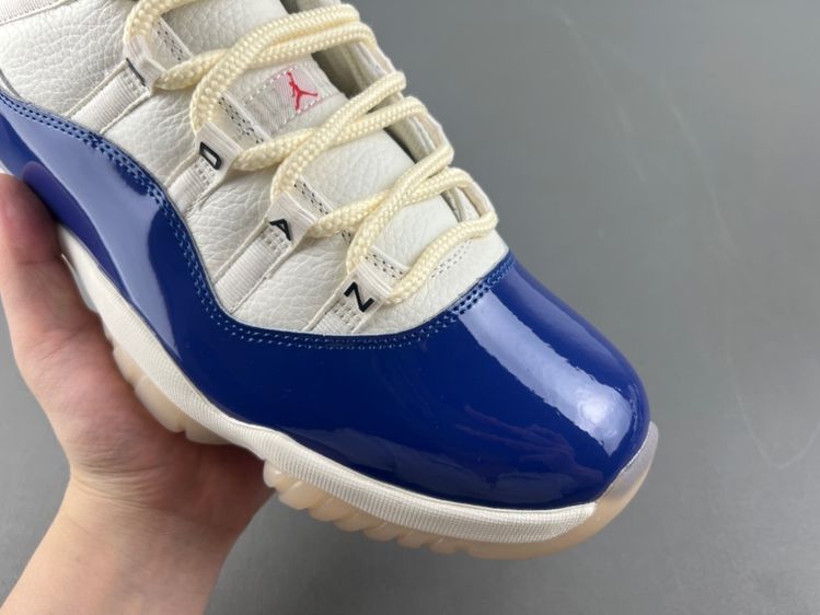 Air Jordan 11