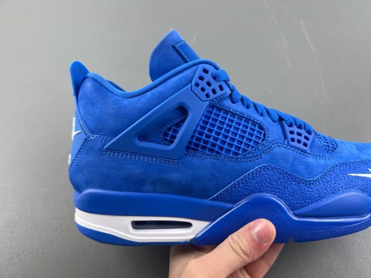 Air Jordan 4
