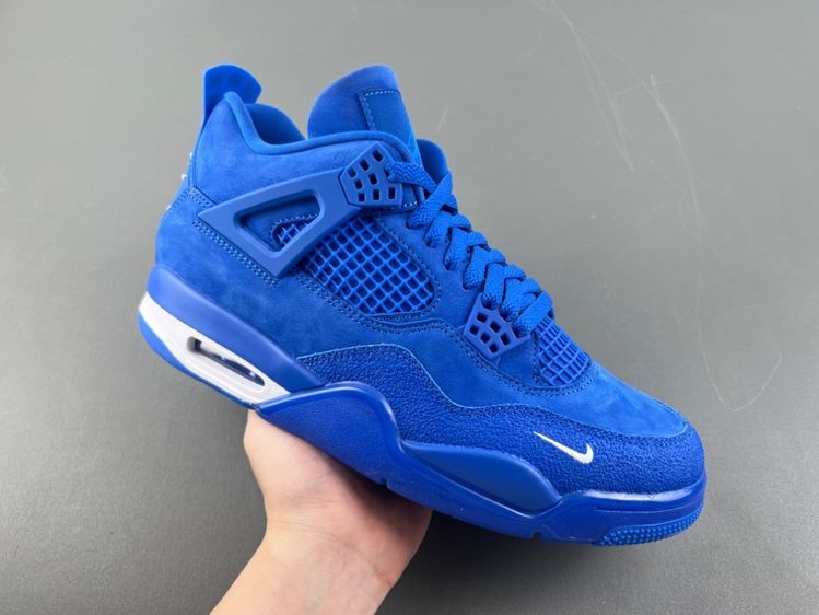 Air Jordan 4