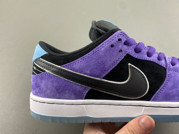 NIKE SB DUNK LOW  HAYLEY WILSON