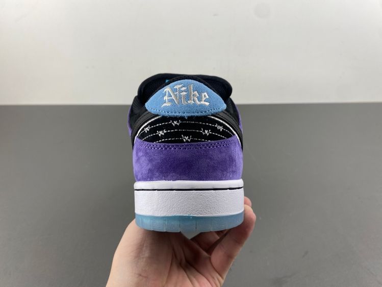NIKE SB DUNK LOW  HAYLEY WILSON