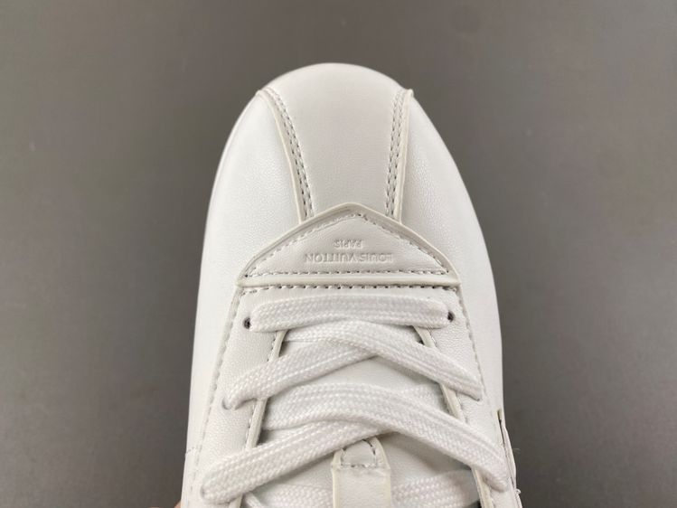 Louis Vuitton LV