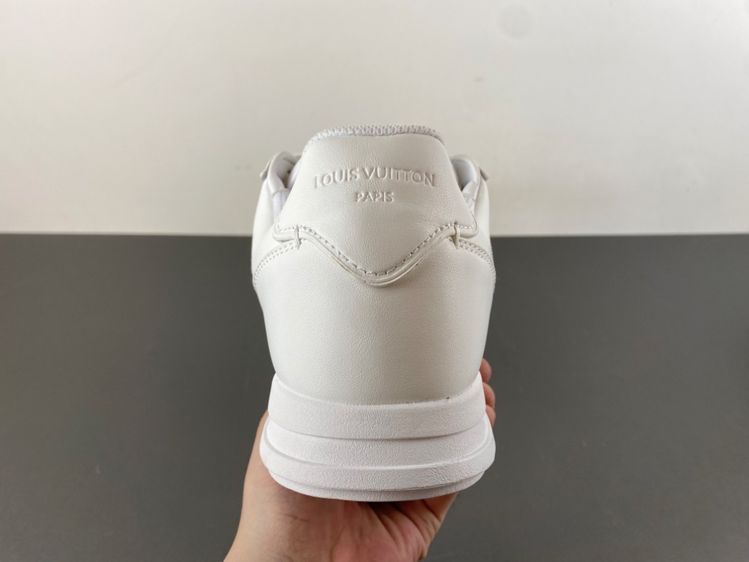 Louis Vuitton LV