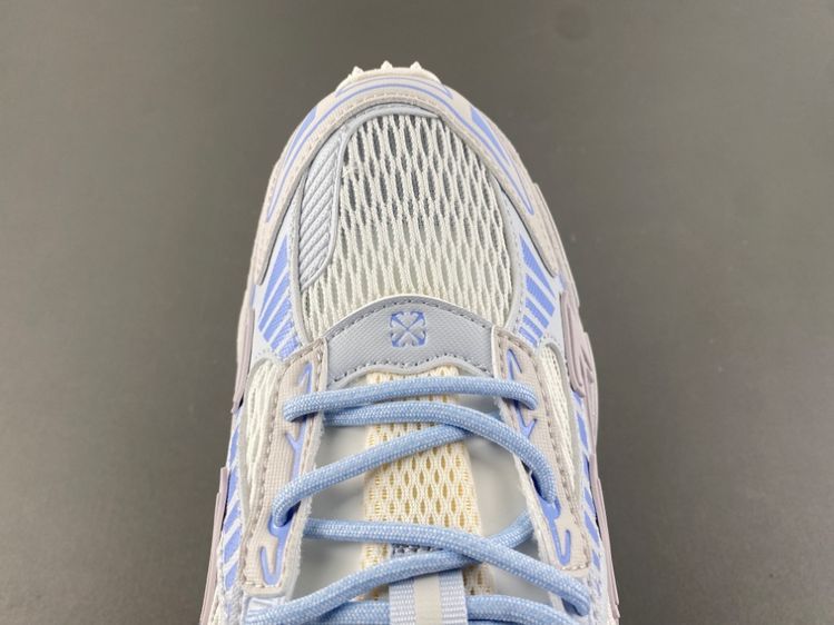 Off White 24