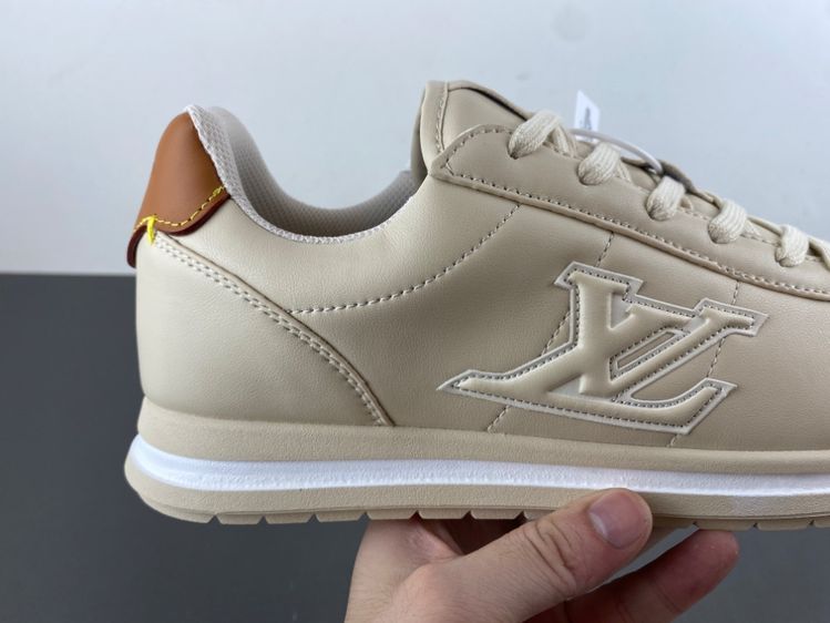 Louis Vuitton LV