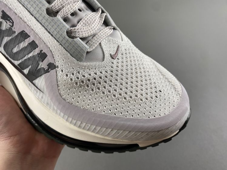Nike Pegasus Premium Run