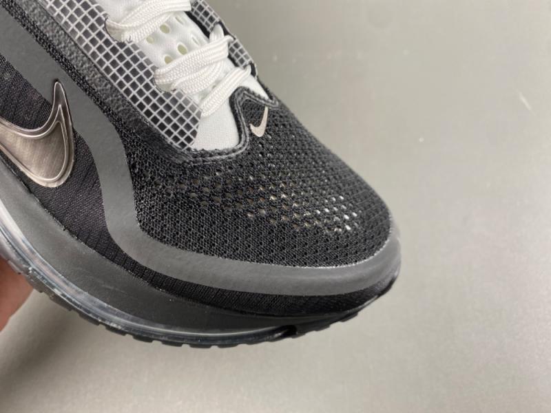 Nike Pegasus Premium