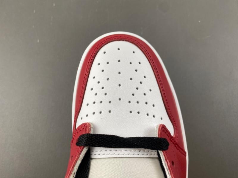 Air Jordan 1 Low OG “Chicago